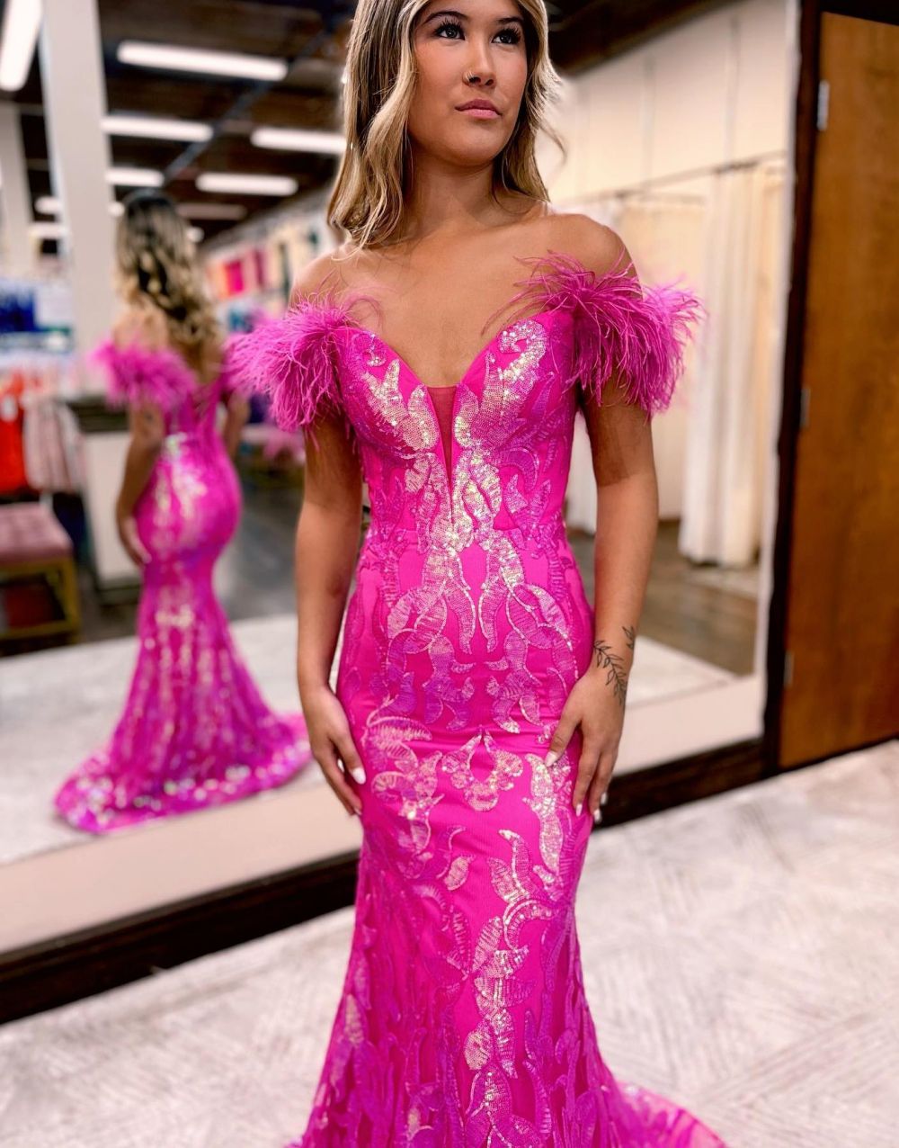 Gorgeous Mermaid Feather Off The Shoulder Prom Dress