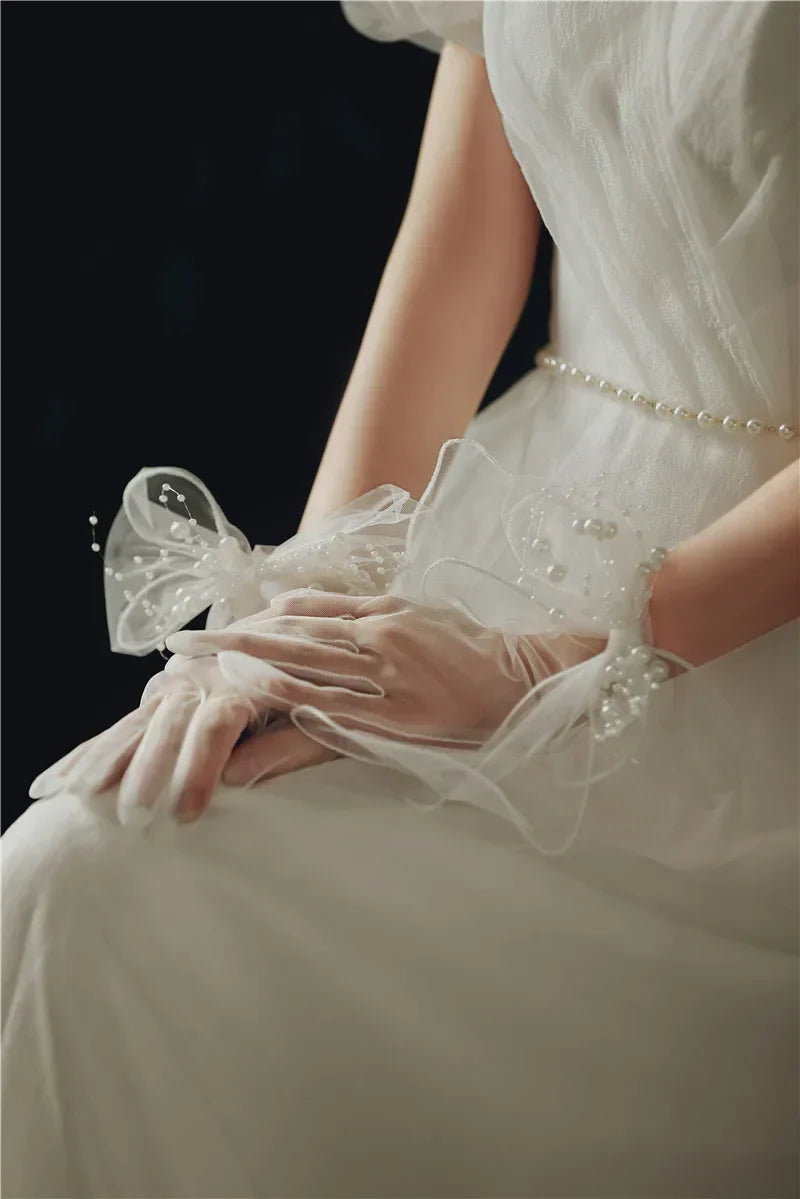White Short Pearls Bridal Gloves Wristband Wedding Glove For Women Girl Party Evening Dress Jewelry Bride Accessories