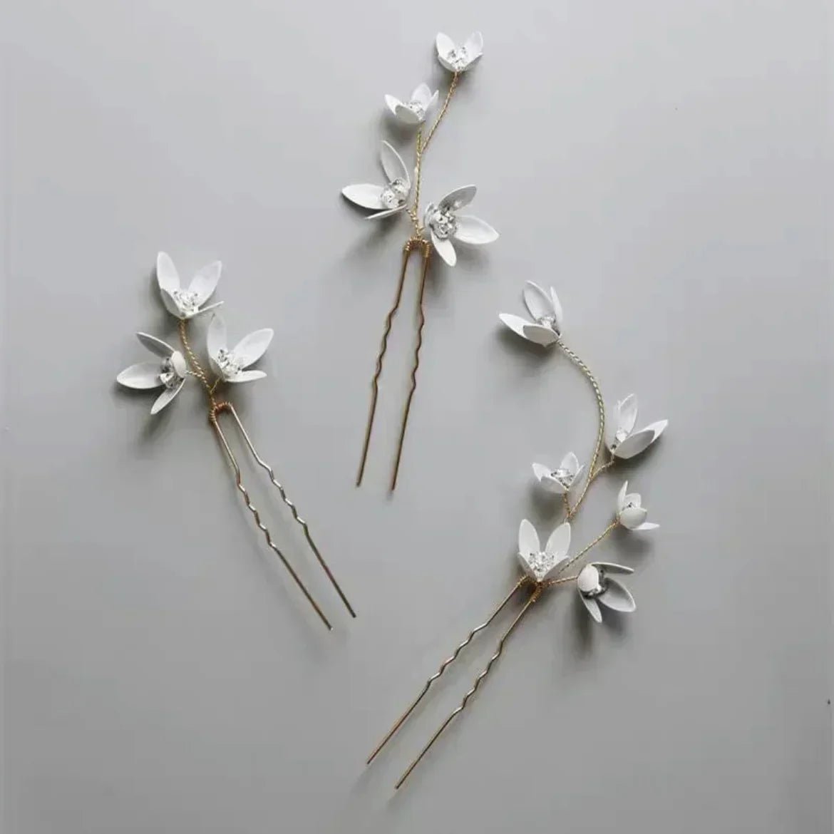 Rhinestones Crystal Hair Pin Clip White Flower Head Piece Women Brides Bridesmaids Hairpins Wedding Accessories Bridal Jewelry gold color