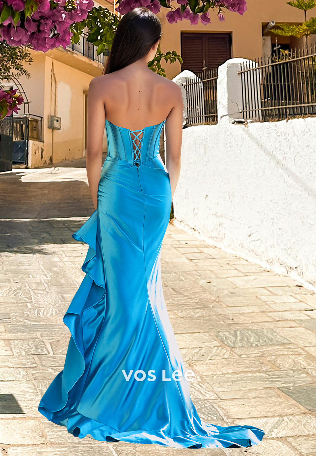 Gorgeous Fitted Satin Tube Top Sleeveless Stripe Ruched Prom Formal Dress with Train