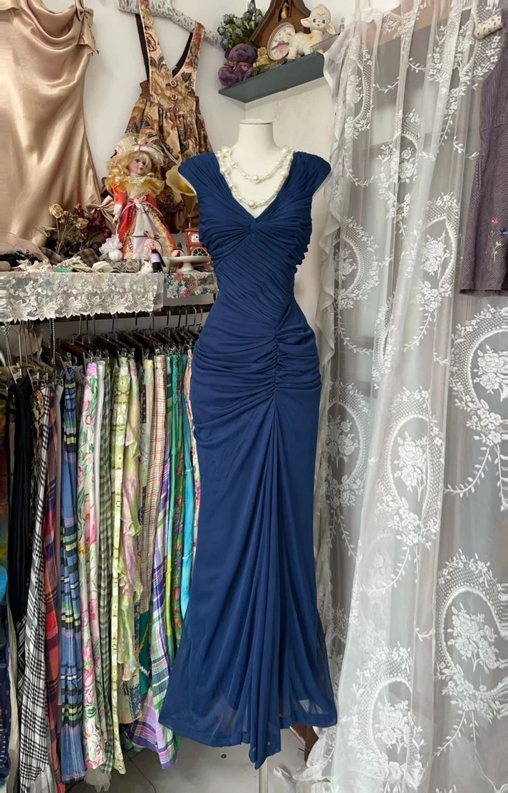 Vintage Navy Blue Chiffon Pleated Mermaid Prom Evening Dress,V Neck Party Gown