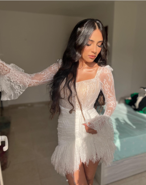 Pretty White Lace Sheath Short Graduation Homecoming Dress 19th Birthday Outfits D660