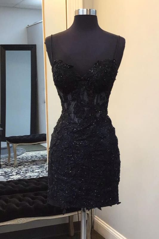 Pretty Black Spaghetti Straps Lace Applique Sheath Short Party Dress Formal Graduation Homecoming Dress