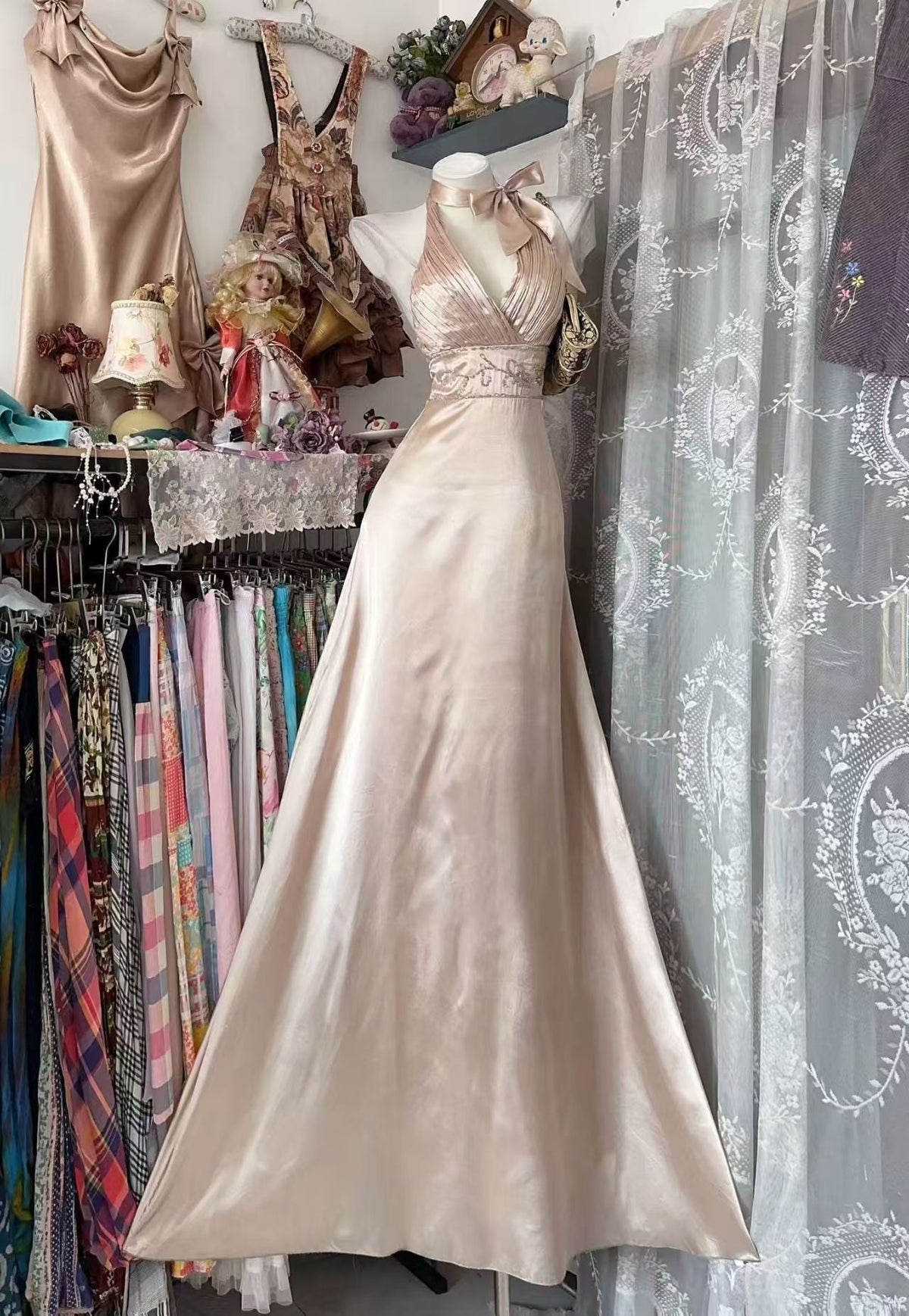 Halter Satin Prom Dress Retro Beaded Evening Dress