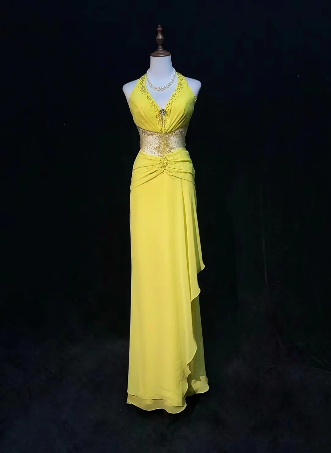 Halter Yellow Chiffon Prom Dress Backless Formal Evening Dress