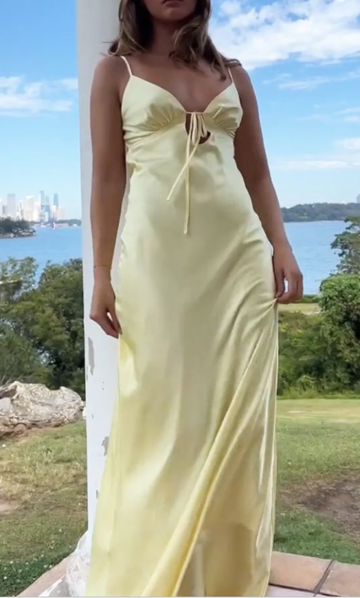 Elegant Yellow Backless Satin Party Dress V Neck Prom Evening Gown
