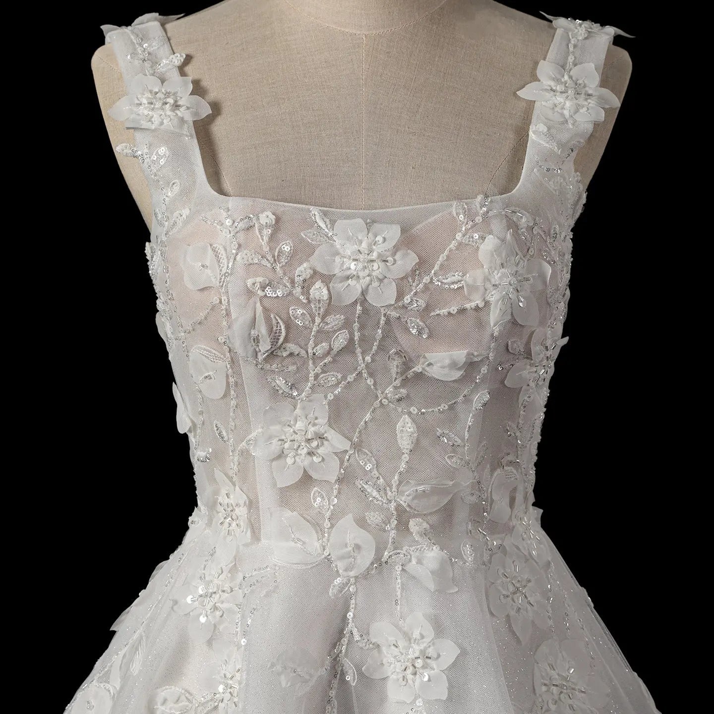 Luxury Off White 3D Floral Appliqué Short Wedding Dress with Sparkle Tulle ZP049