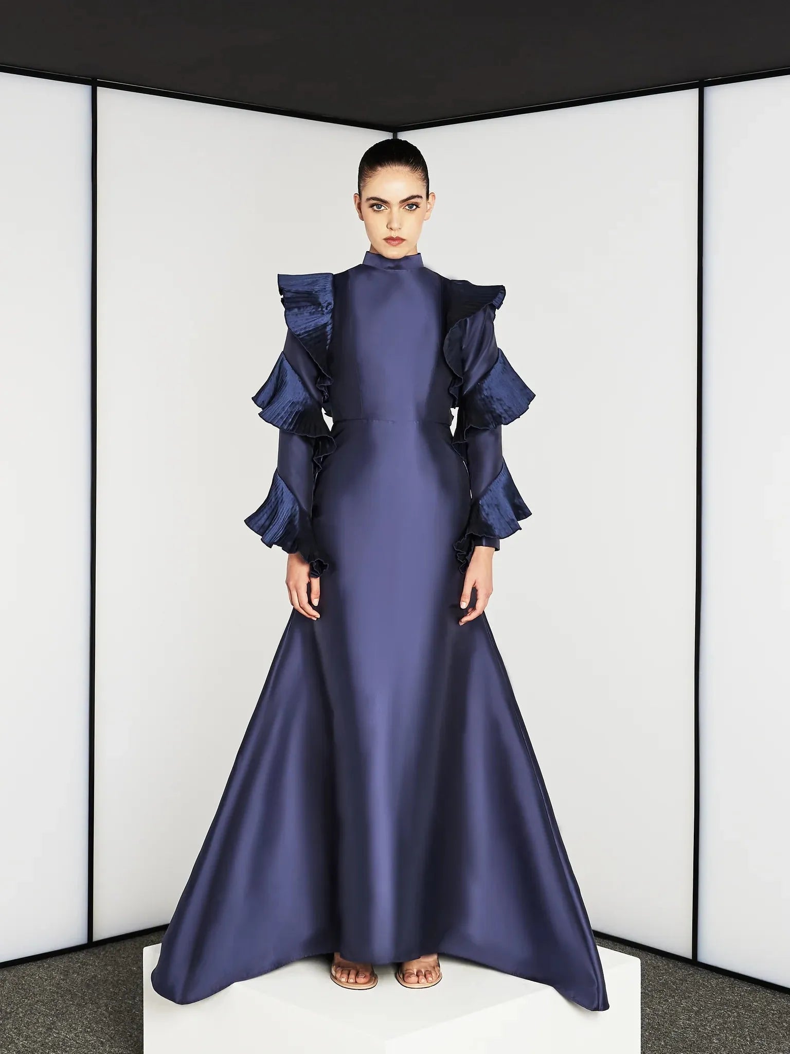 Navy Blue Long Sleeves Evening Dresses Mermaid Satin Prom Gowns Wave Fold Formal Occastion Muslim Party Night Dress