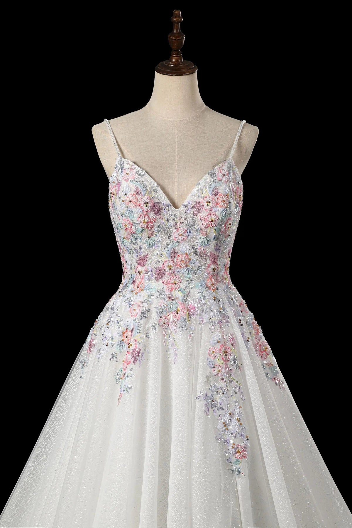 Glamorous White Floral Applique A-Line Tulle Wedding Dress with Train ZP066