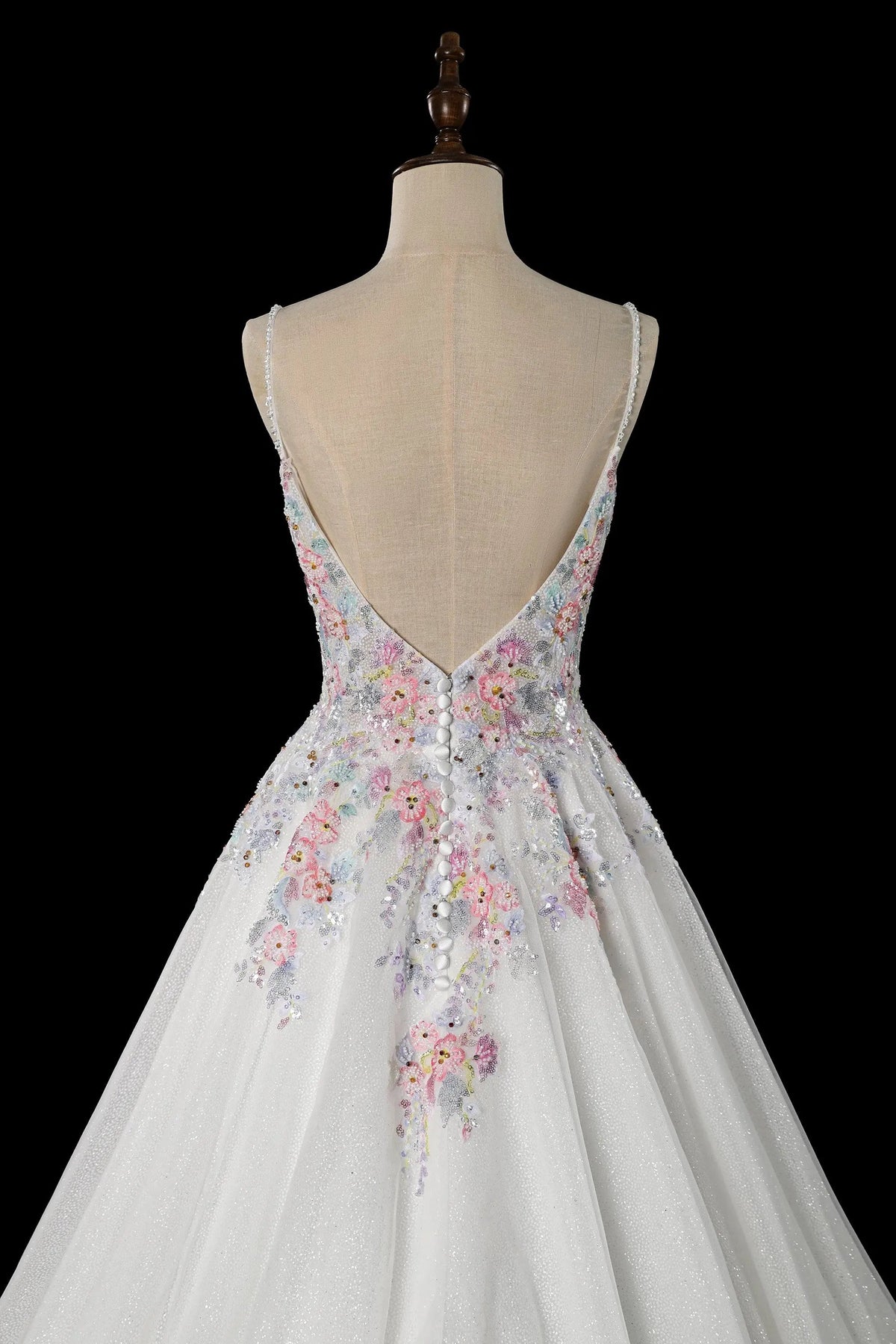Glamorous White Floral Applique A-Line Tulle Wedding Dress with Train ZP066