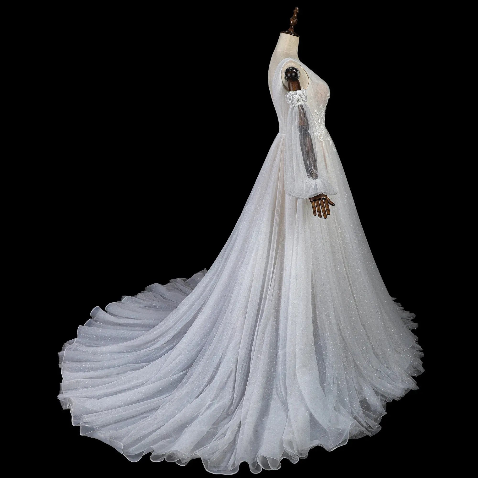 Elegant Ivory V-Neck Detachable Puff Sleeve Lace Tulle Wedding Dress with Train ZP062
