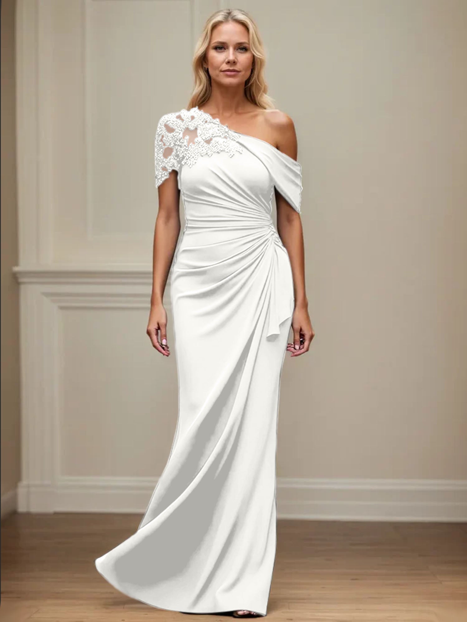 Trumpet/Mermaid Asymmetrical Mother of the Bride Dress with Appliques