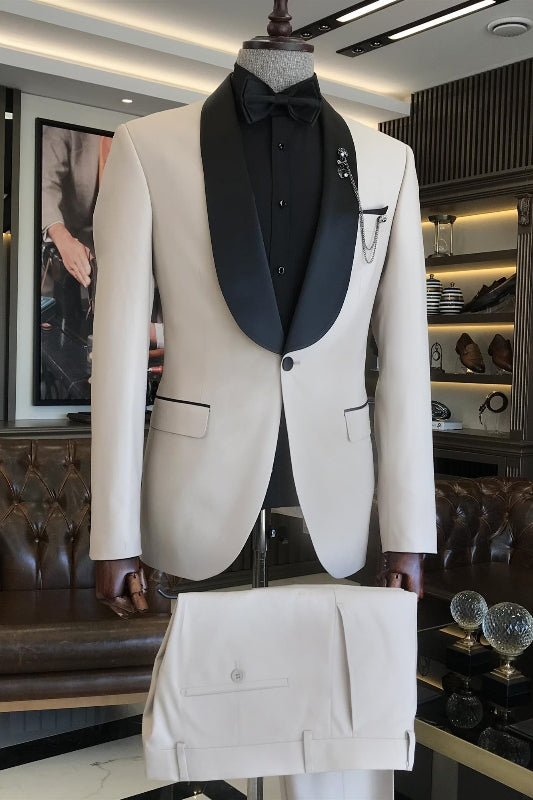 Ivory Shawl Lapel 2 Piece Close Fitting Wedding Suit