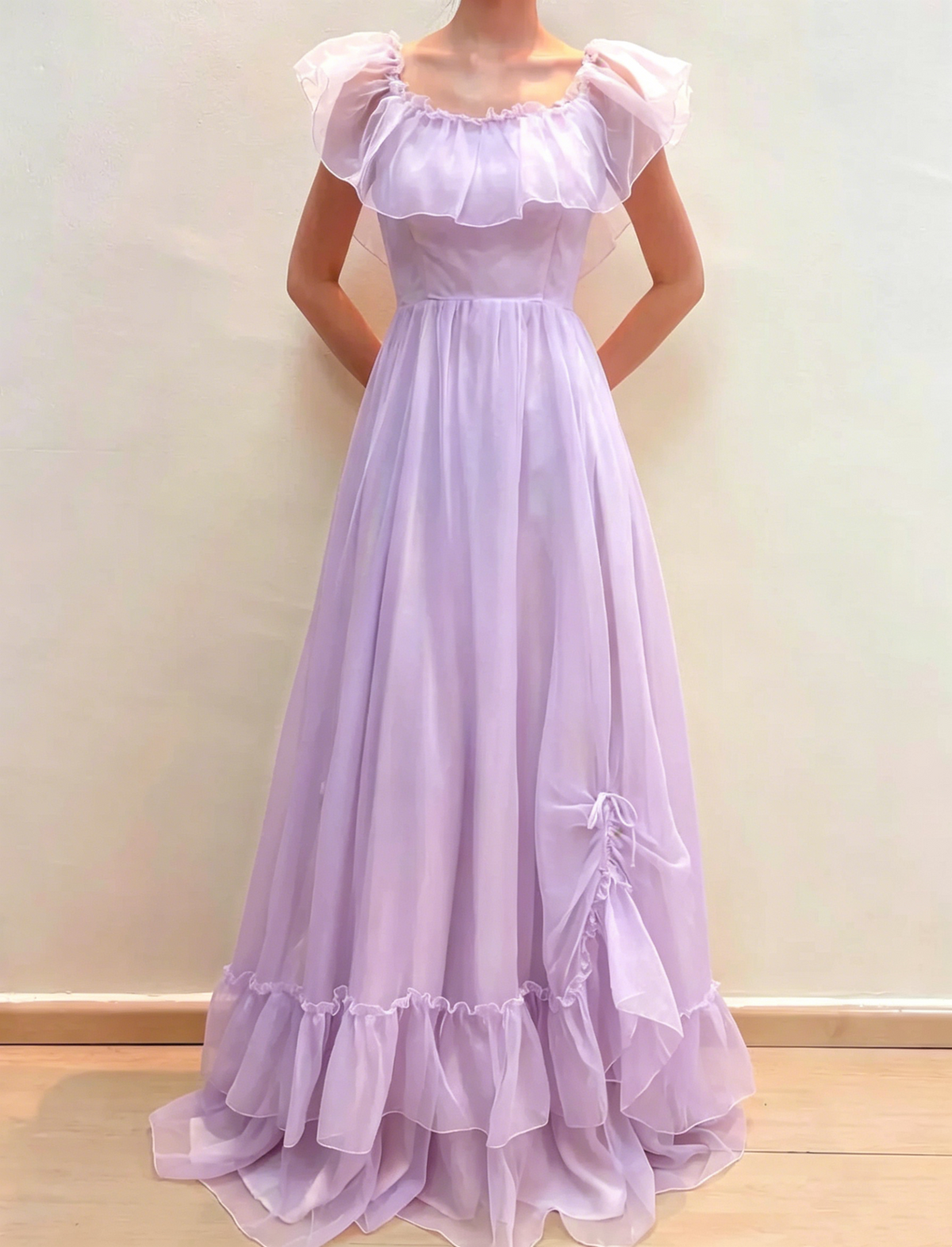 A Line Ruffle Vintage Wedding Dress A Line Bridal Dress J8579