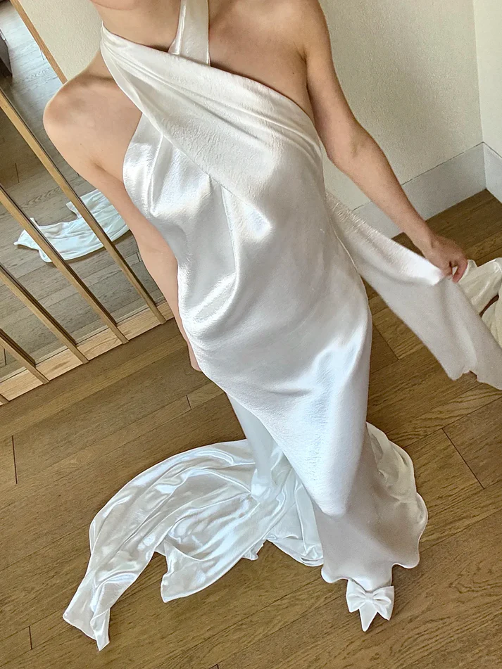 White Backless Long Wedding Dress Mermaid Halter Bridal Dress J9217