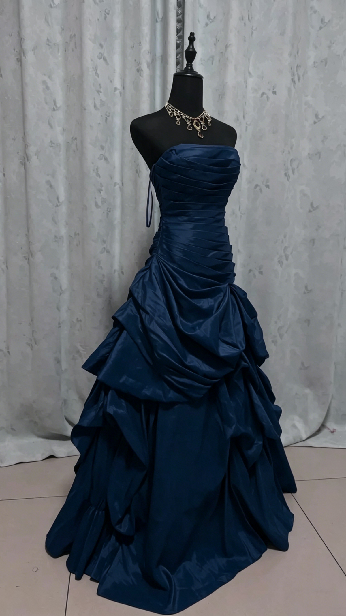 Strapless Red Formal Party Dress Satin Evening Dress Party Gowns