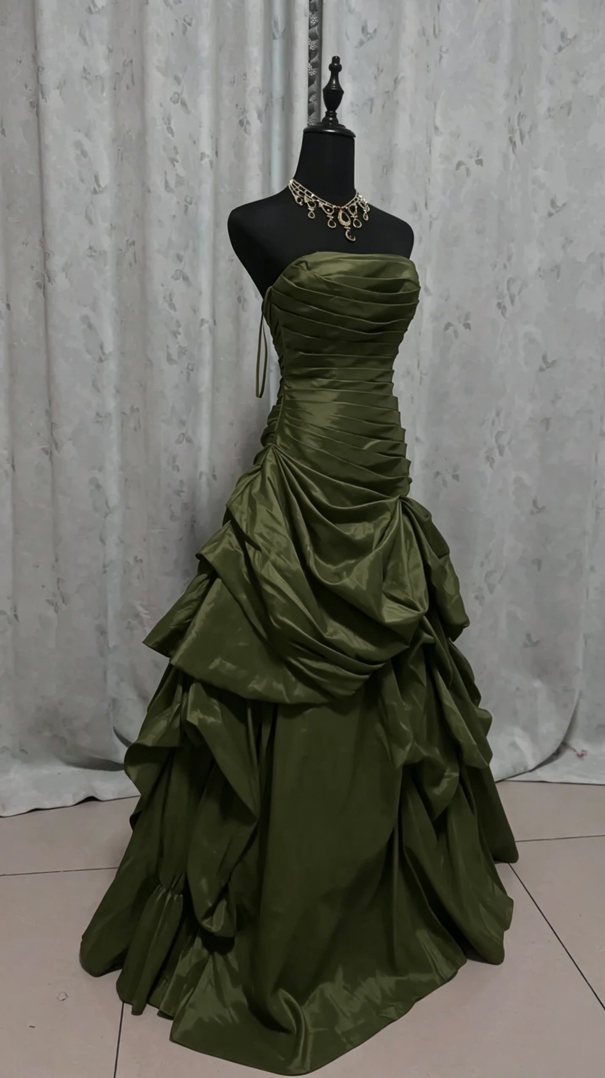 Strapless Red Formal Party Dress Satin Evening Dress Party Gowns