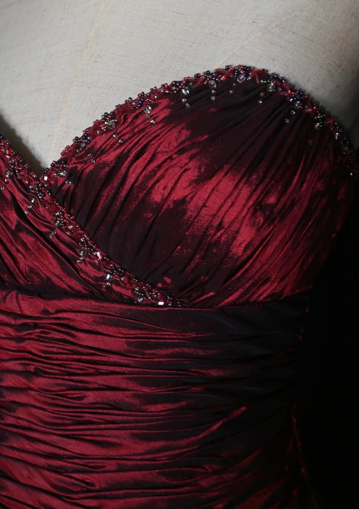 Sweetheart Burgundy Prom Dress Satin Evening Gown Formal Dress