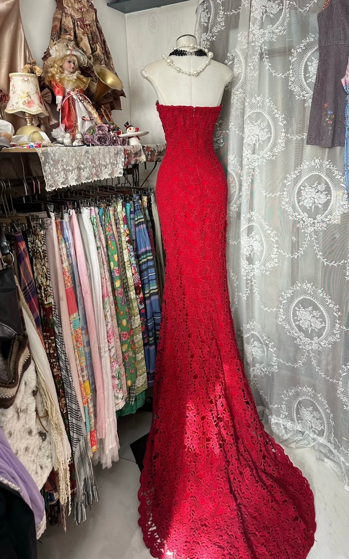 Red Lace Prom Dress Beaded Evening Dress J9367