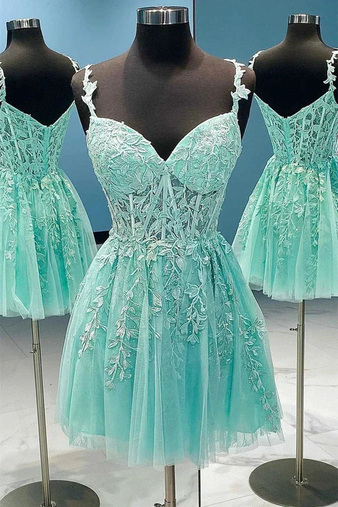 V Neck Mint Green Lace Homecoming Dress (ZD12540)