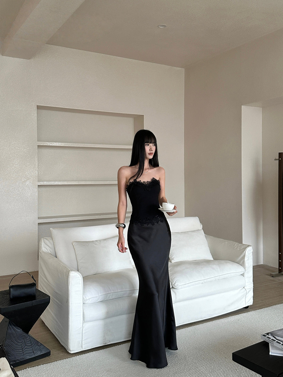 Black Satin Sheath Evening Dress with Applique Sexy Prom Dress