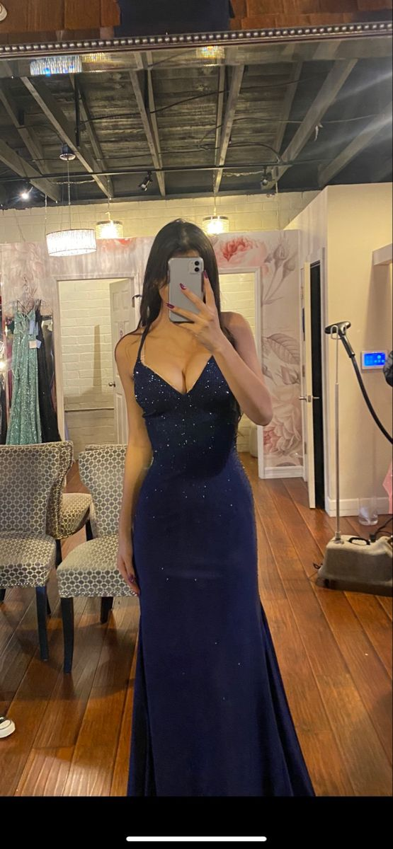 Shiny Mermaid V Neck Evening Dress Winter Prom Dress Y5493 - View 2 | VelvetHem