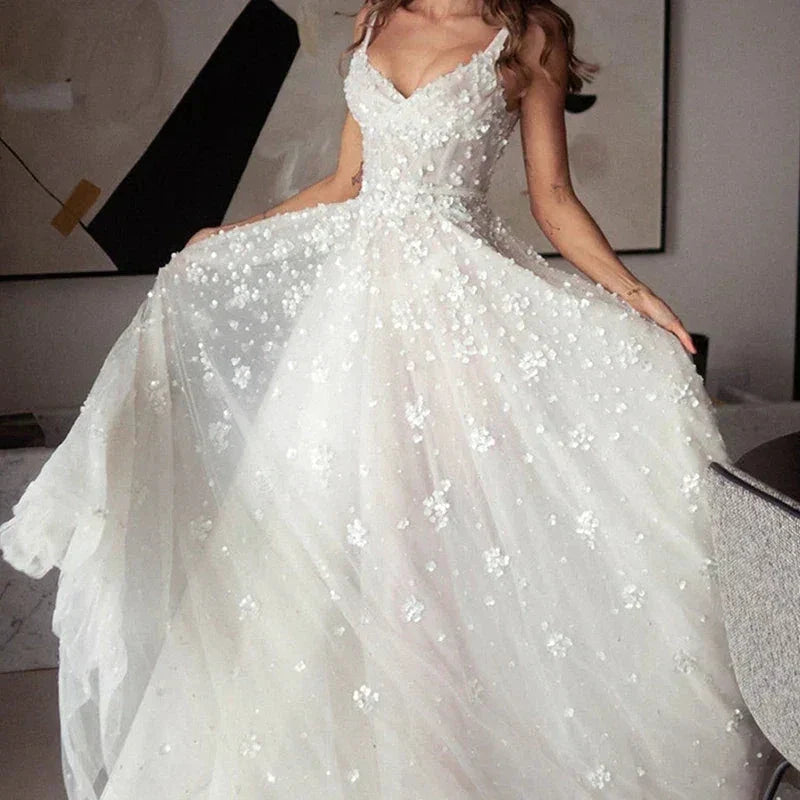Bohemian V-Neck Wedding Dresses For Bride Spaghetti Straps A-Line Bridal Gowns Sexy Sleeveless Zipper Up Vestido De Noiva (ZD13505)