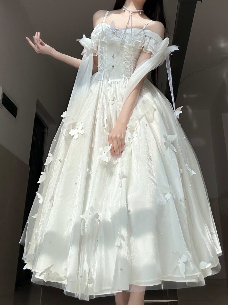 Classy White Tulle Beaded Butterfly Appliques Prom Dress A Line Party Evening Dress