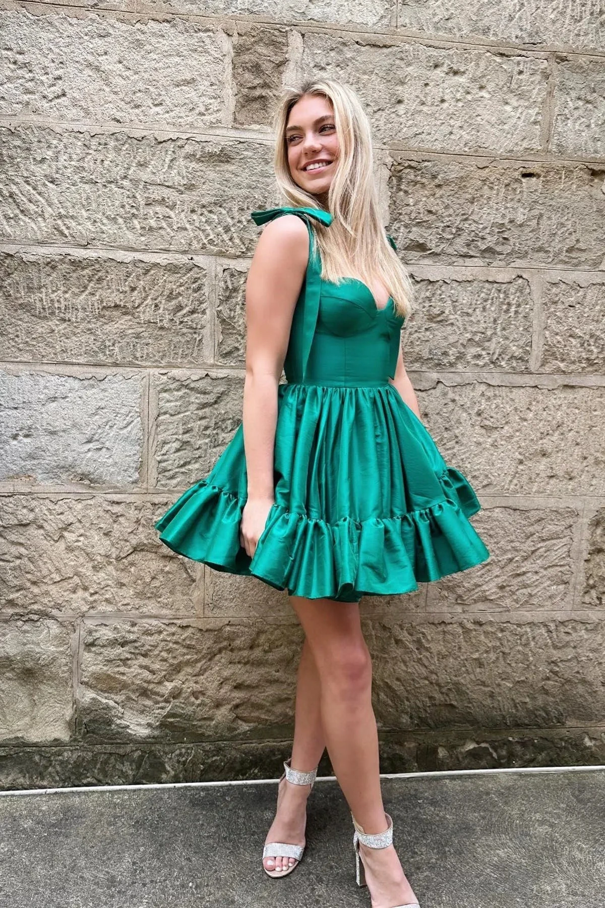 Cute Tie Straps Green Corset Ruffle Short Homecoming Dress (ZD11897)