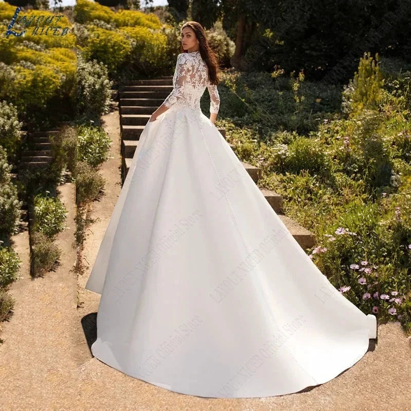 Wedding Dresses For Woman Lace Half Sleeves Luxury Satin Bridal Gown Illusion Appliqued Bride Vestidos De Boda 2023 (ZD13353)
