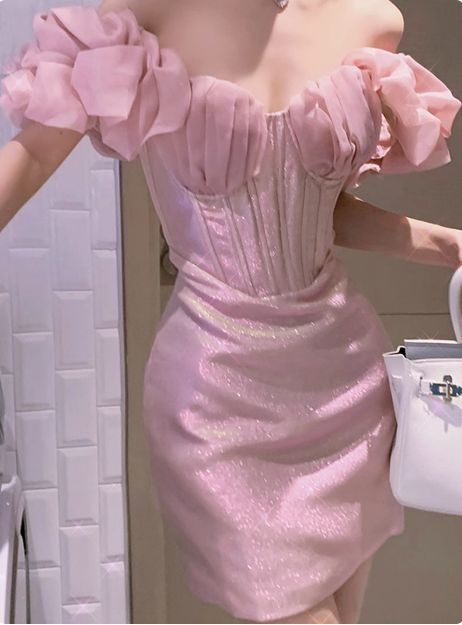 Classy Off-the-Shoulder Sheath Short Homecoming Dress Pink Sweetheart Neck Mini Party Dress - FashionDia