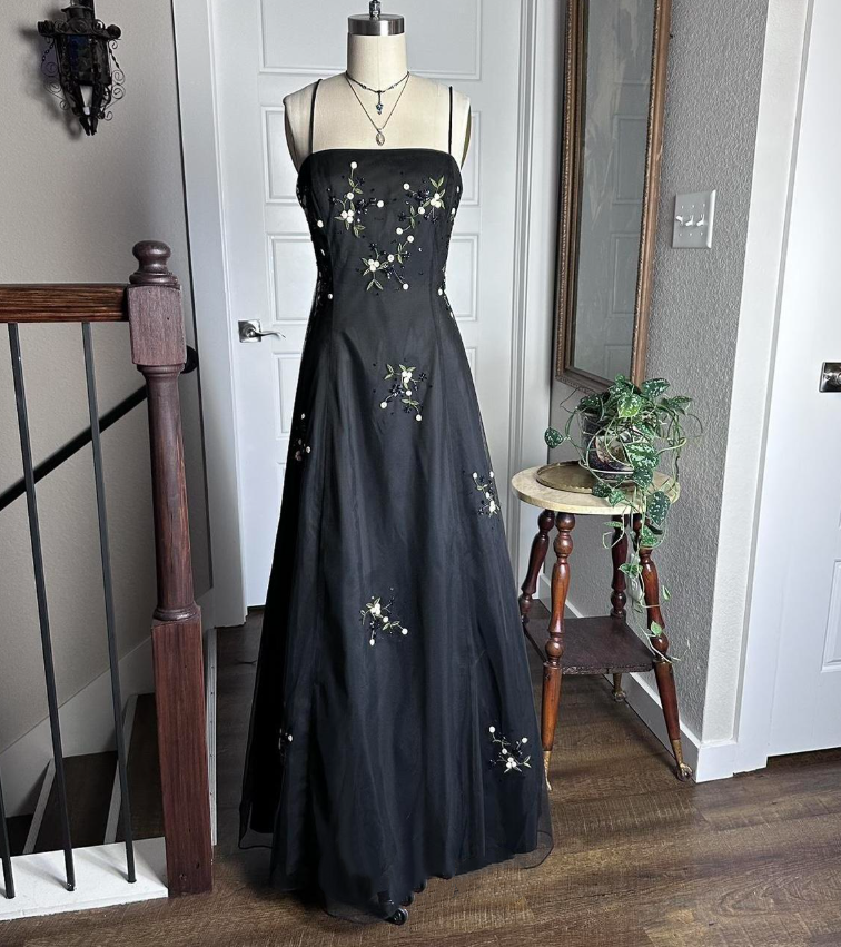 Chic Spaghetti Straps Black Satin Tulle Beaded A Line Birthday Prom Dress Long Party Dress