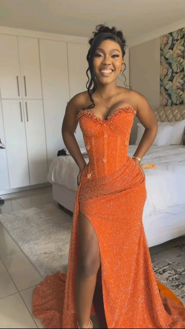 Chic Sweetheart Neck Beaded Sequin Slit Mermaid Party Dress Orange Long Birthday Prom Gown
