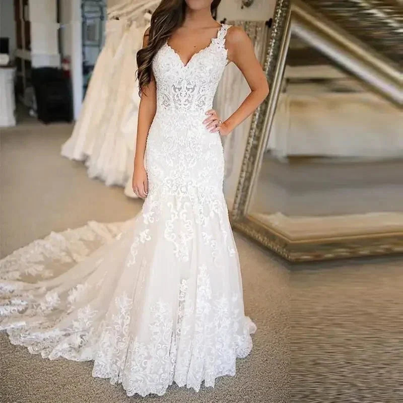 Lace Applique V-neck Suspender Fishtail Long Skirt Wedding Dress Bridal Gown Sexy Sleeveless Dress Can Be Customized Color (ZD13294)