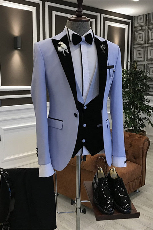 Light Purple Peaked Lapel 3 Piece Stylish Prom Suit