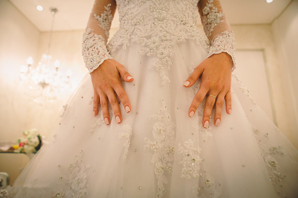 Long Sleeve Off-the-shoulder Wedding Dress  Lace Tulle Bridal Gowns with Pearls