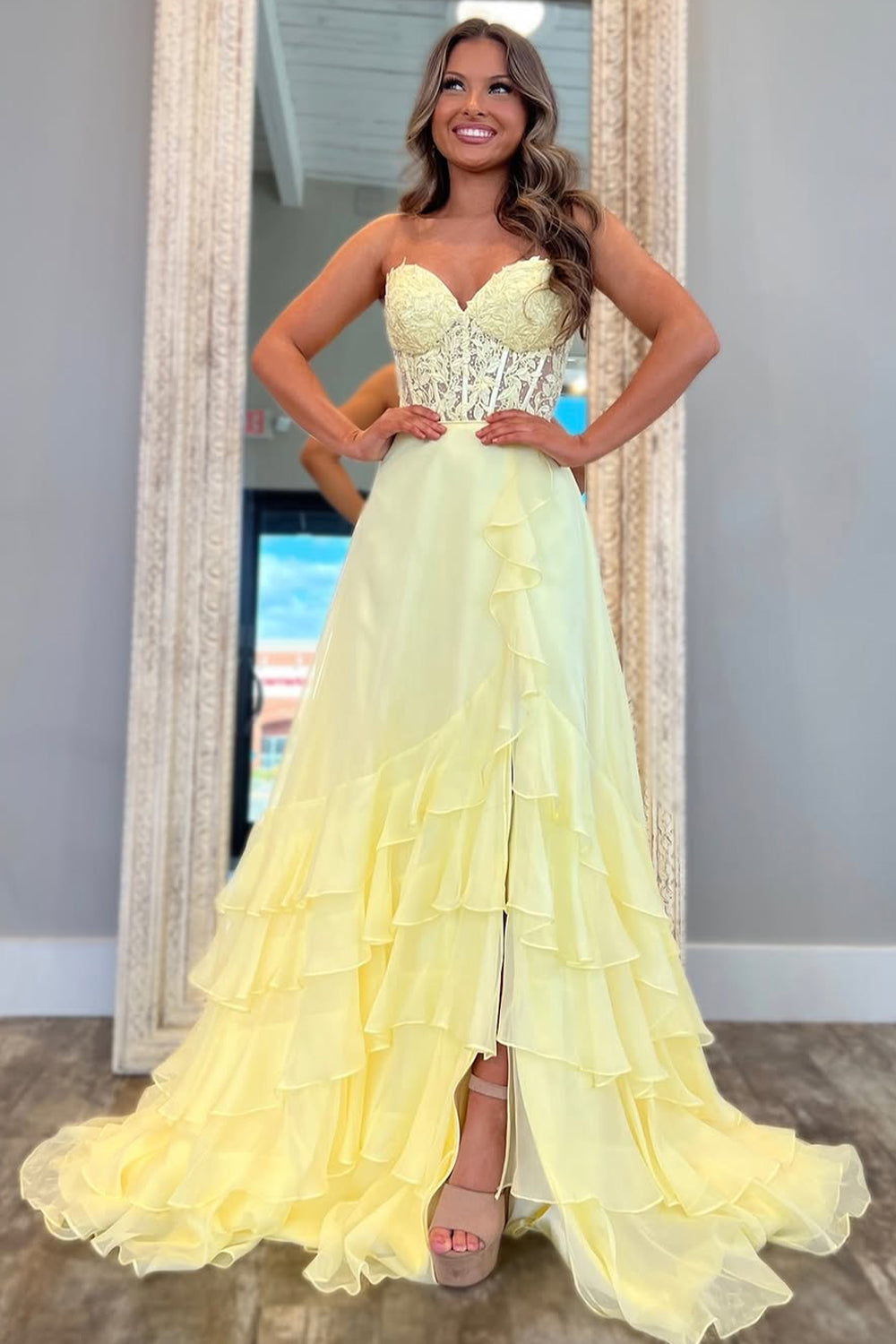 Lovely Yellow A-Line Sweetheart Lace Top Chiffon Prom Dress With Ruffle Skirt