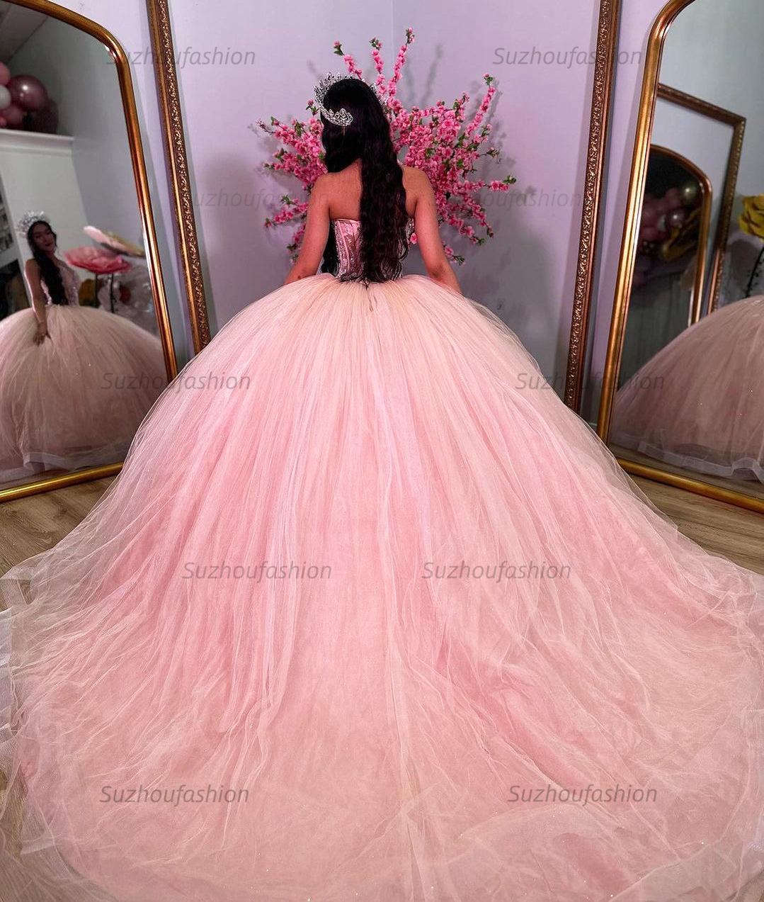 Luxury & Elegant Ball Gown Strapless Lace Appliques Beaded Pink Tulle Princess Quinceanera Dress Formal Evening Party Gown For Sweet 16