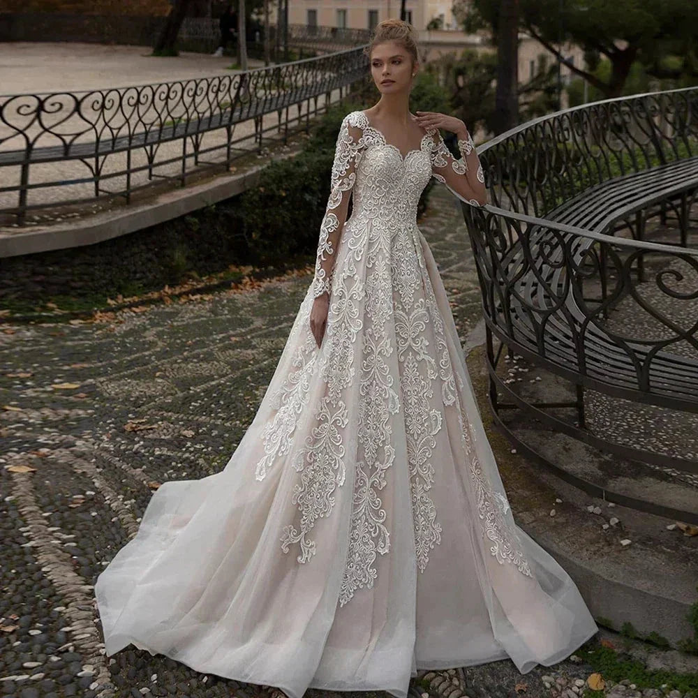 Luxury Lace Applique Wedding Dresses Long Sleeve Women's Elegant Muslim Sweetheart Fine Champagne Bridal Gowns Trailing Dress De (ZD14149)