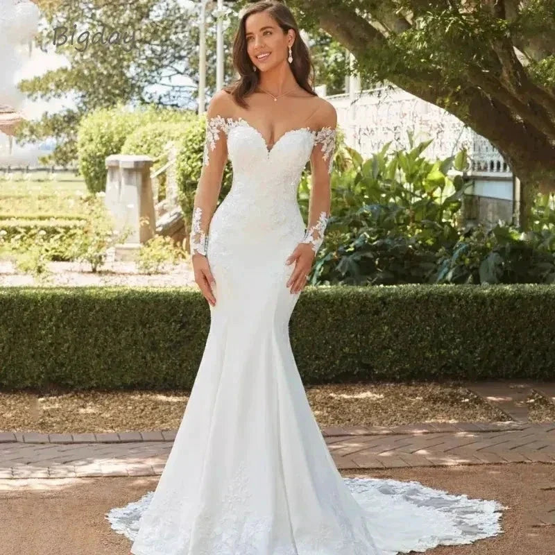 Luxury Lace Appliques Wedding Dresses Sexy Backless Sweetheart Ball Gowns Mermaid Sweep Train Formal Bridal Party Amanda Novias (ZD14256)