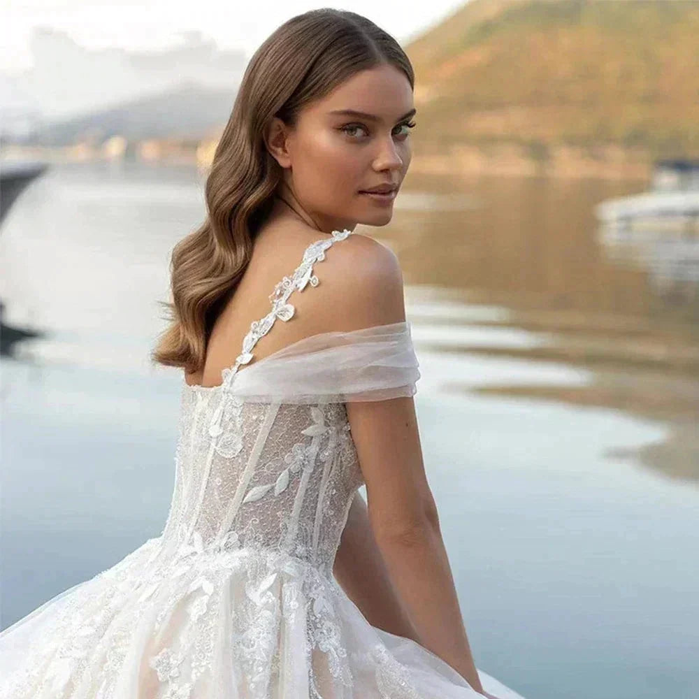 Luxury Off Shoulder Sleeveless Sexy Lace Mopping Beautiful Wedding Dresses Boho Backless Charming Simple Bridal Gowns New 2023 (ZD14223)