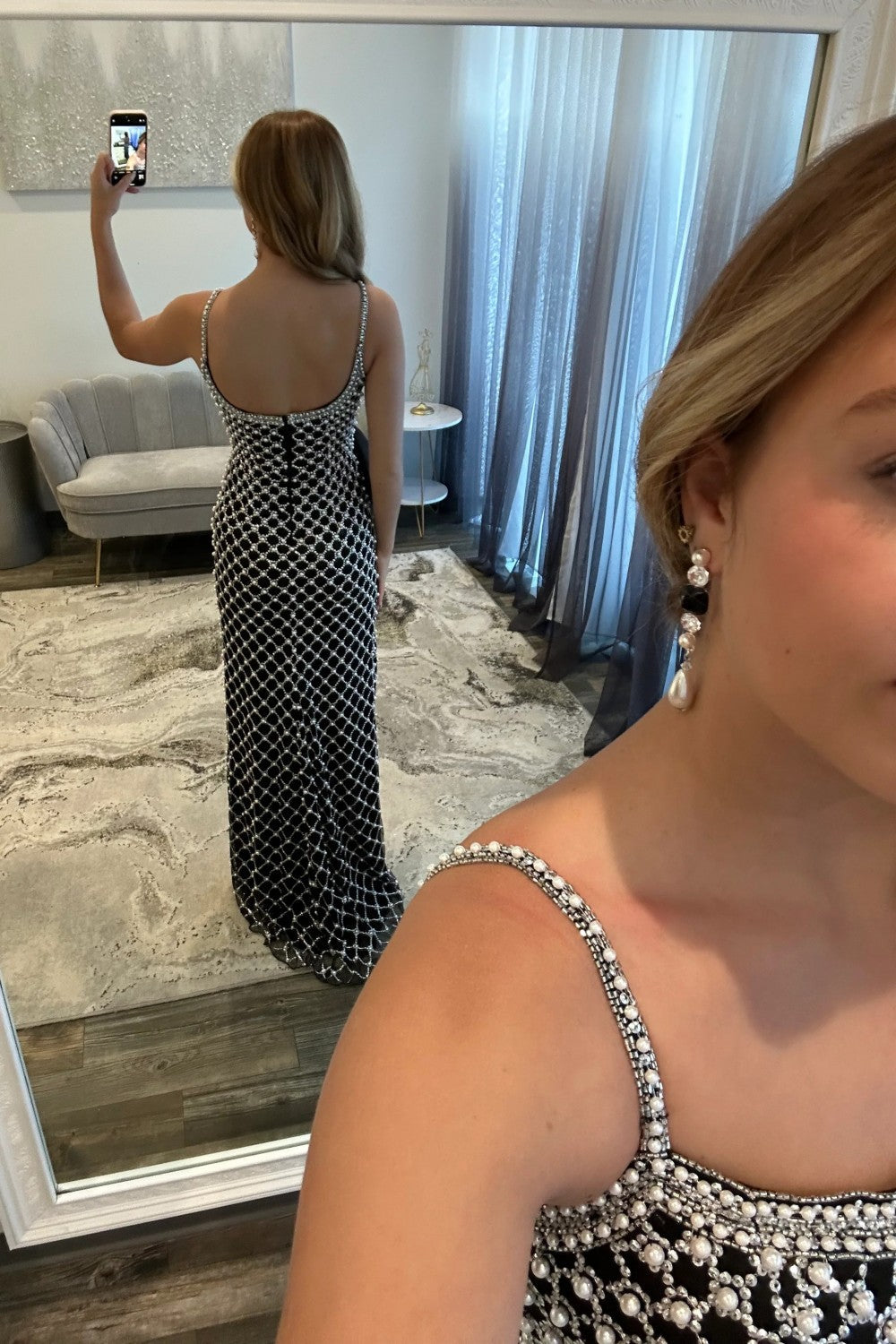 Luxurious Mermaid Spaghetti Straps Black Long Prom Dress with Pearls Bowknot
