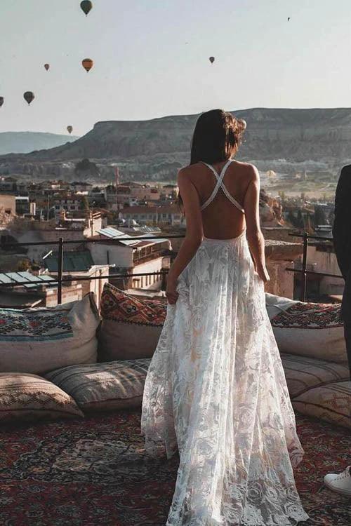 Charming Ivory Boho Lace Bohemian Long Beach Wedding Dresses Bridal Dress (ZD14001)