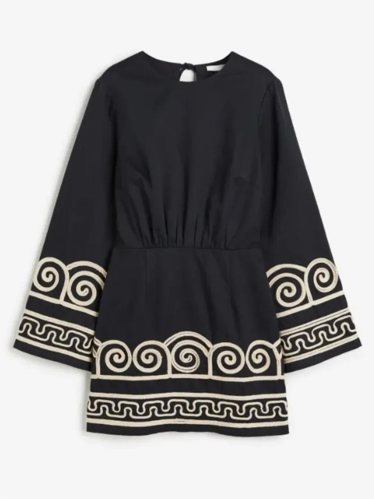 Maila Classic and Elegant Dress for Women Effortless Chic Look