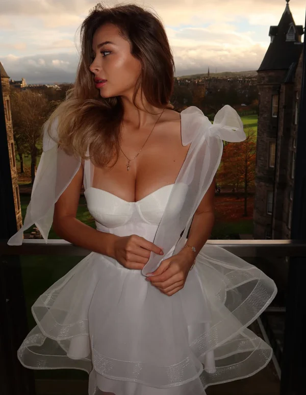 Elegant Bow Straps Black Sweetheart Neck Short A Line Party Dress Formal Homecoming Dress Cocktail Dress