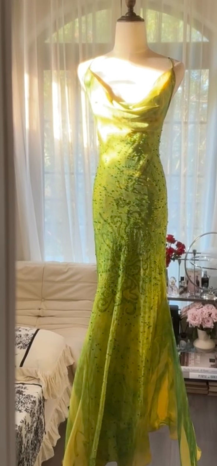 Charming Spaghetti Straps Green Chiffon Beaded Backless Mermaid Evening Dress Long Prom Gowns - FashionDia