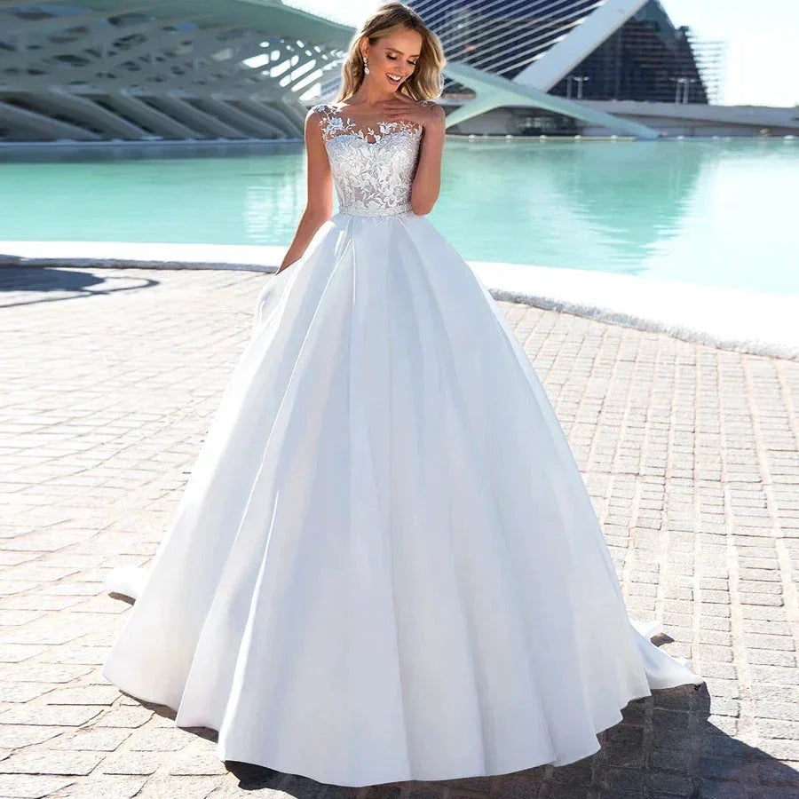 New Arrival White/Ivory Ball Gown Wedding Dress Robe De Mariee Cap Sleeve Beading Applique Wedding Dresses for Bride (ZD13303)