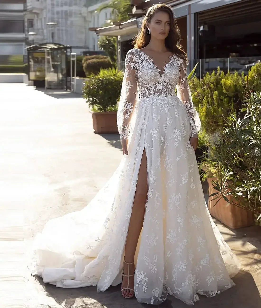 New Long Sleeves Vestidos De Novia Appliques Vestido De Noiva V-Neck Backless Wedding Dresses Lace Robe De Mariée (ZD14071)