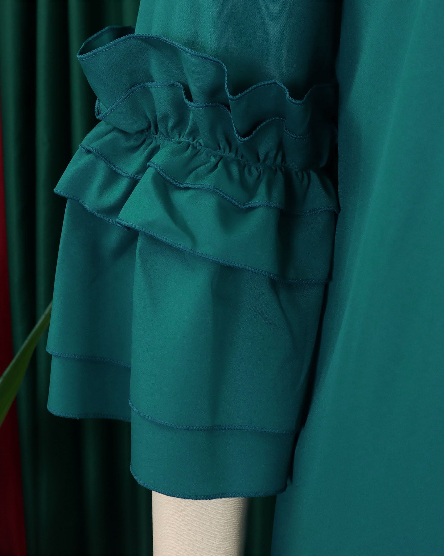 Chic Frilled Hem Bell Sleeve Solid Midi Dress - Fashionpara