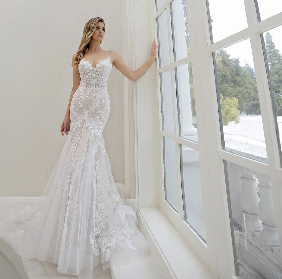 Lace Mermaid Tail Wedding Dress - Fashionpara